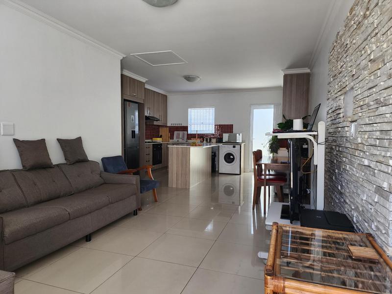 2 Bedroom Property for Sale in Grassy Park Western Cape